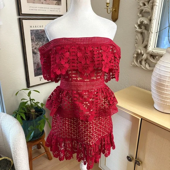 SELF-PORTRAIT Red Off Shoulder Guipure Mini Dress Lace Size 2 SELF-PORTRAIT Red Off Shoulder Guipure Mini Dress Lace Size 2